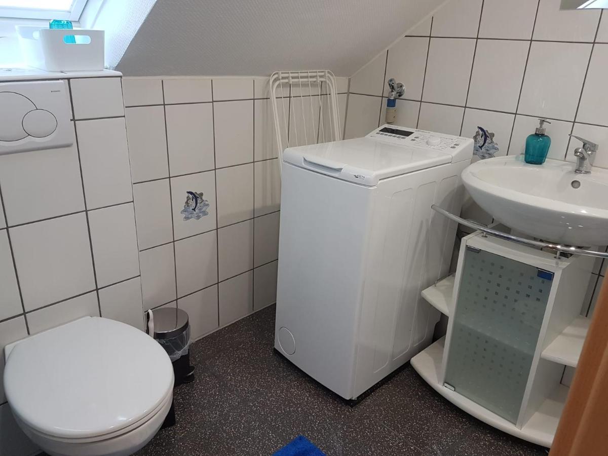 Ruhige Gemuetliche Ferienwohnung In Karlsruhe Daxlanden Fuer Monteure, Pendler, Geschaefsreisen, Wochenendreisen Exterior foto